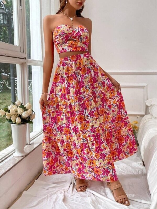 Conjunto con estampado floral Top bandeau & Falda