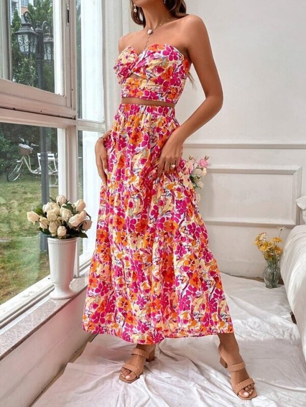 Conjunto con estampado floral Top bandeau & Falda
